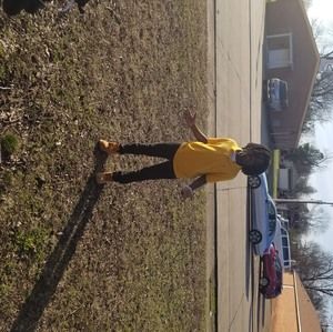 Meet your Posher, Devin